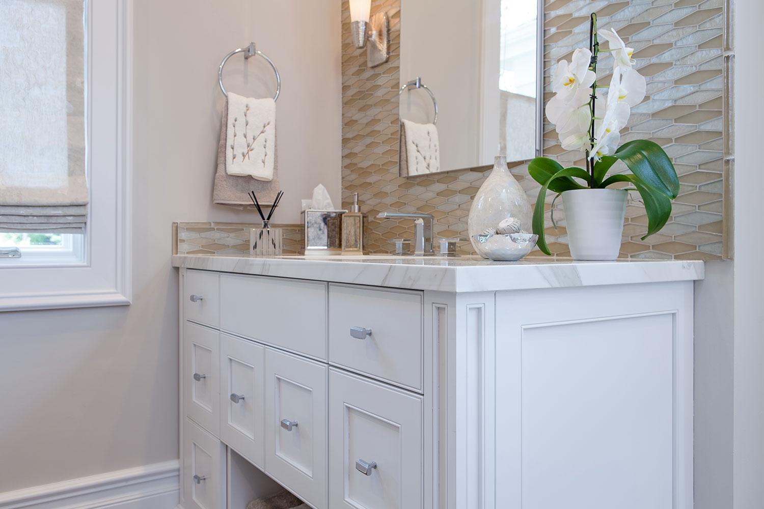 Square Knobs on Recessed Panel Vanity