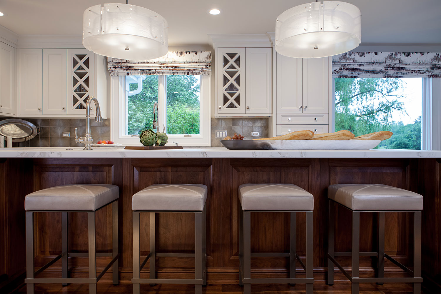 kitchen-island-with-four-wooden-stools