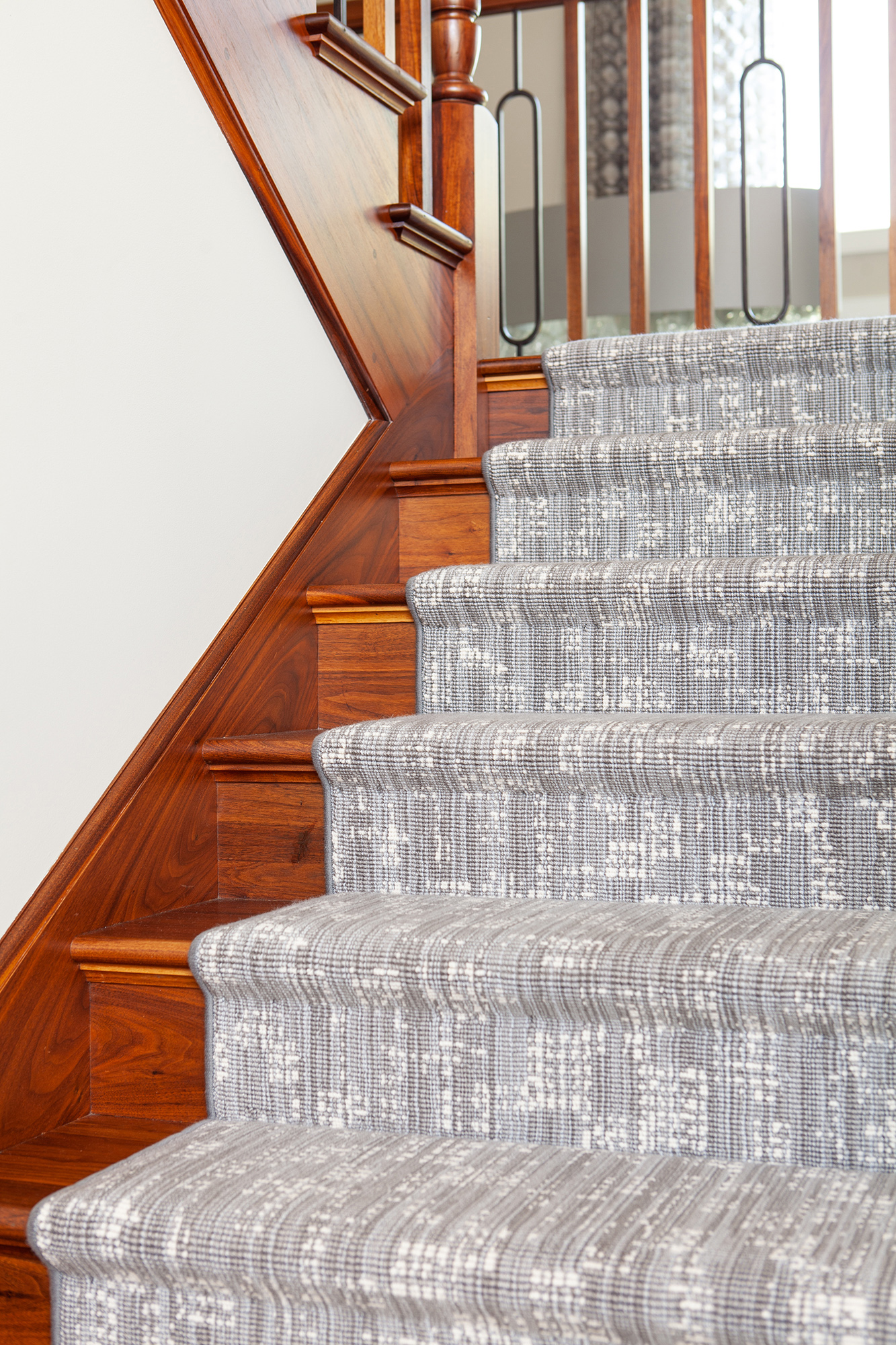 stair runner made of wool 