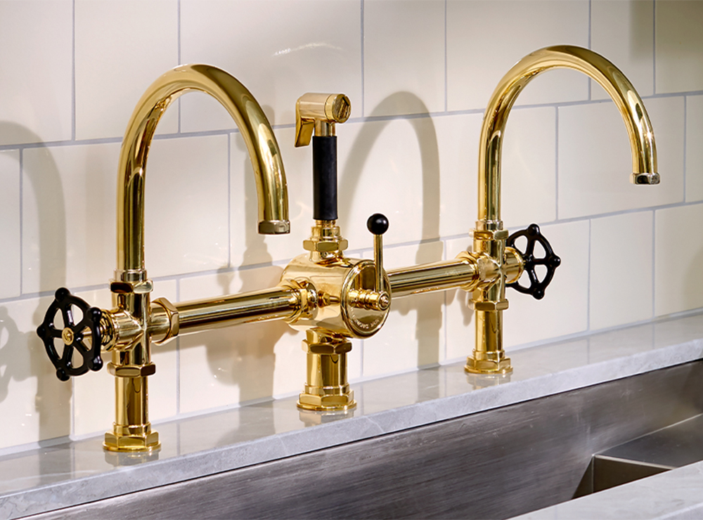 waterworks regulator faucet in brass